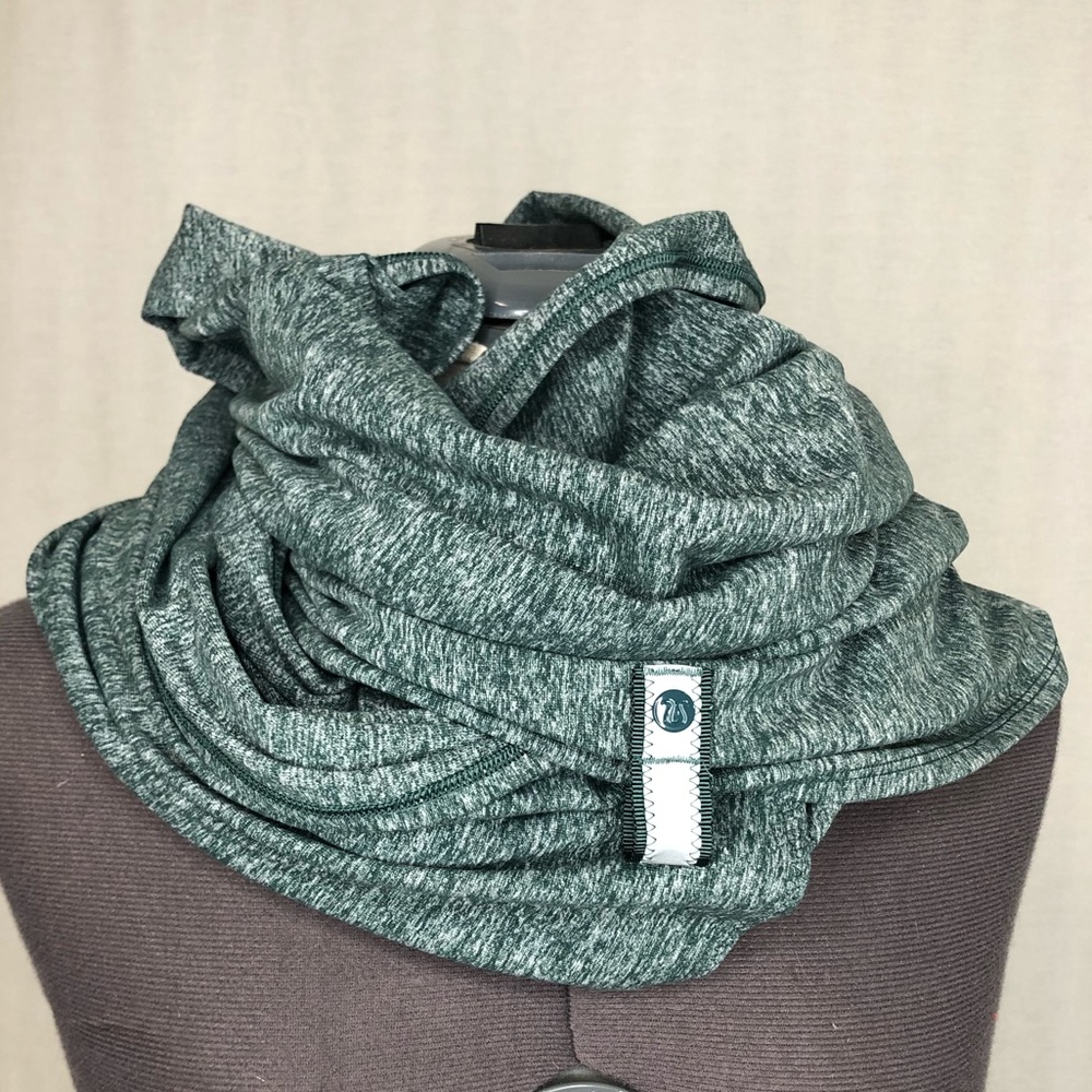 Lululemon Green Wrap Infinite Scarf